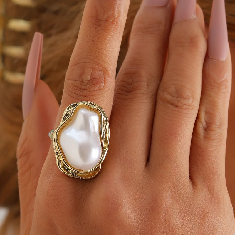 Luxe Baroque Pearl Ring